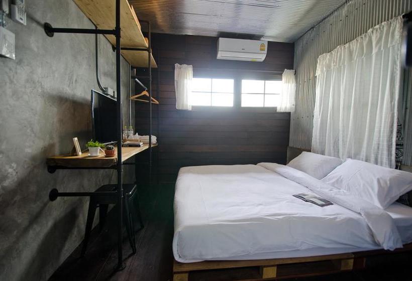 Once Cafe And Hostel 11