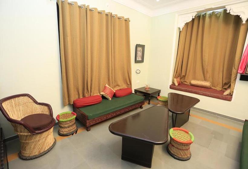 Hotel Jukaso Sai Palace 16