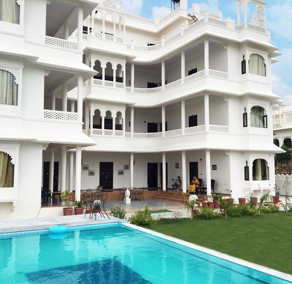 Hotel Jukaso Sai Palace 8