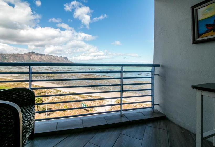 Hotel Ocean Breeze 17