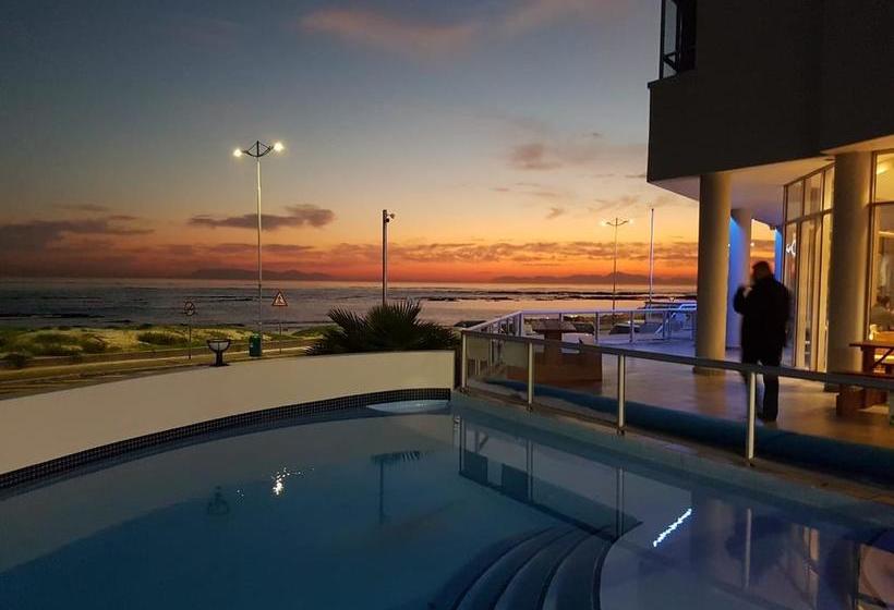 Hotel Ocean Breeze 2