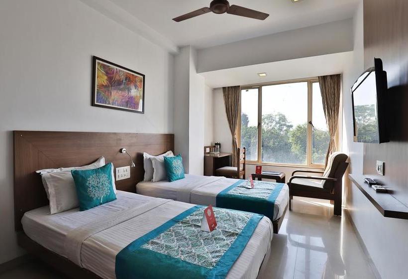 Hotel Fab Kalyan Vadodara 14