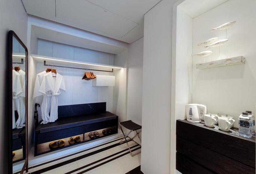 Hotel Veranda Pool Suite 12