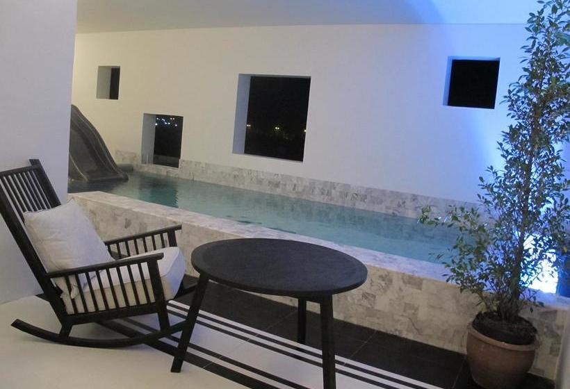 Hotel Veranda Pool Suite 5