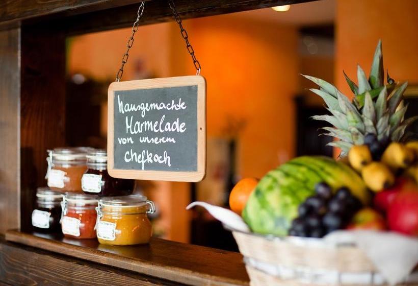 Carathotel Düsseldorf City 16