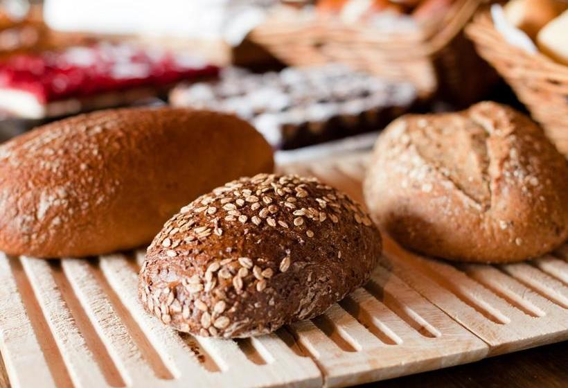 Carathotel Düsseldorf City 18