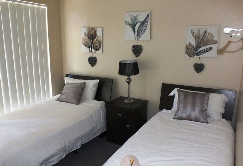 Langebaan Holiday Homes 19