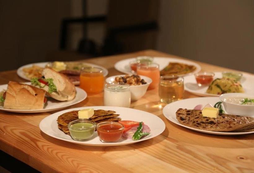 Hotel Oyo Flagship 511 Sohna Road Omaxe Mall 10