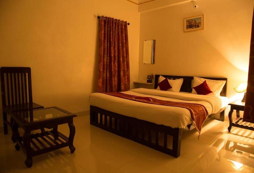 Hotel Nahargarh Palace 10