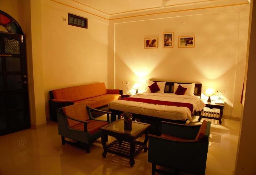 Hotel Nahargarh Palace 6