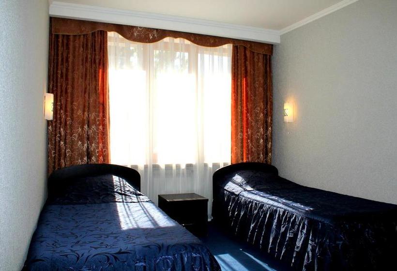Hotel Kavkaz 6