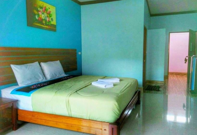 Hotel Benjawan Chalet Resort 2