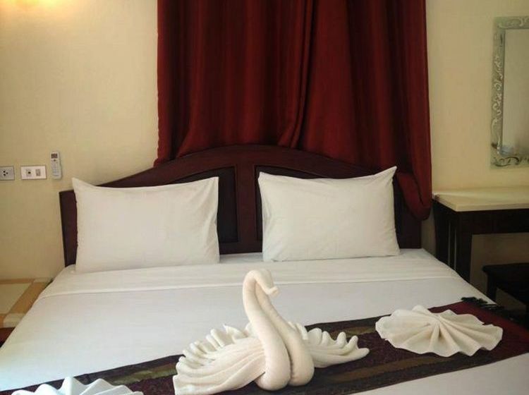 Hotel Naris Phuview Resort 8