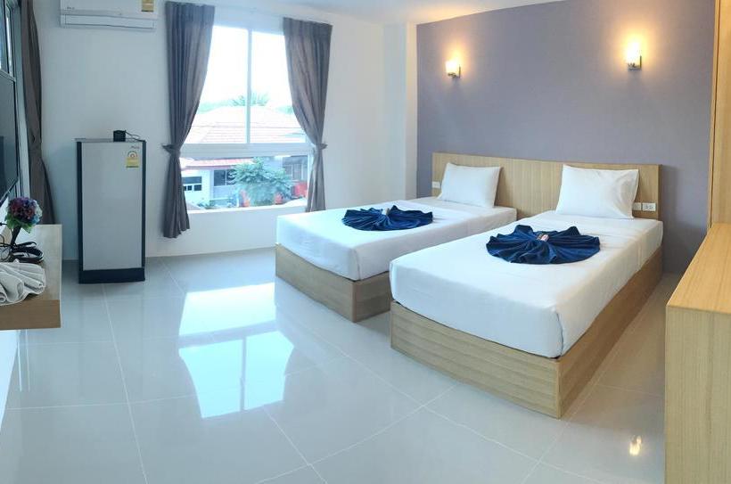 Hotel Leelawadee Naka