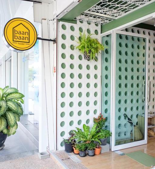 Hotel Baan Baan Hostel 2