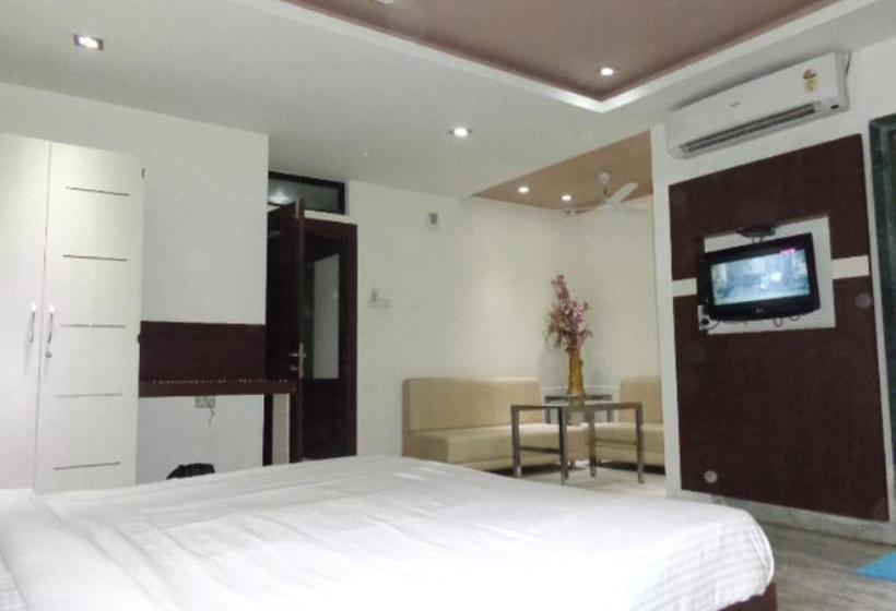 Hotel Gaurav Palace 16