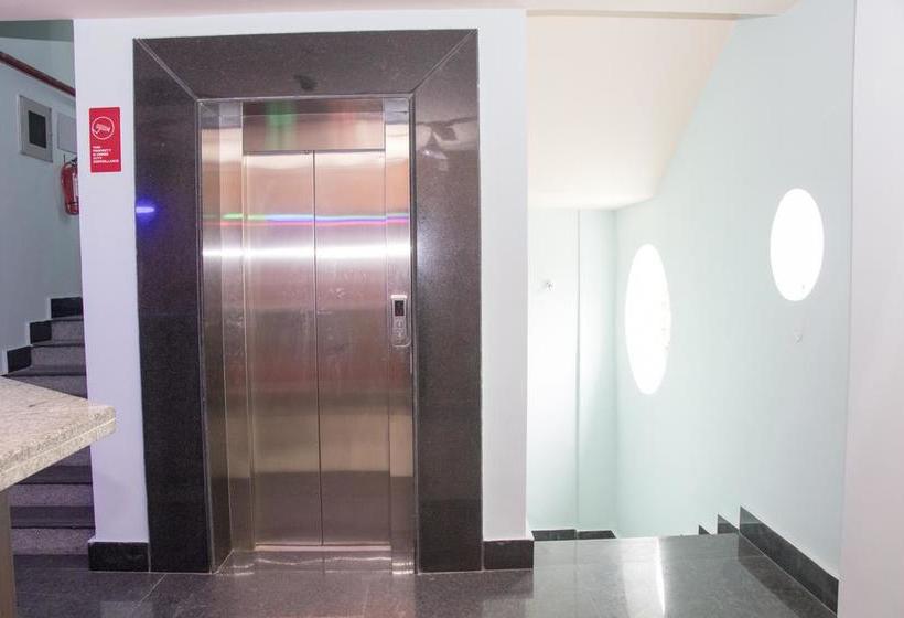 Hotel Lazystay Lal Quila 9