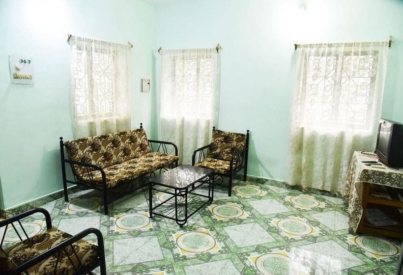 Hotel Maanvi Holiday Home 8