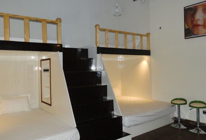 Hotel Lyrics House 6