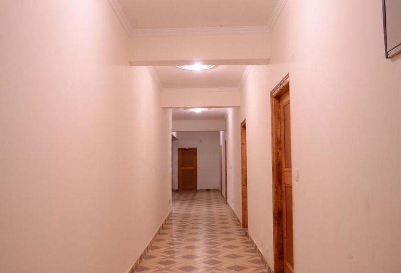 Hotel Utopia Resorts 17