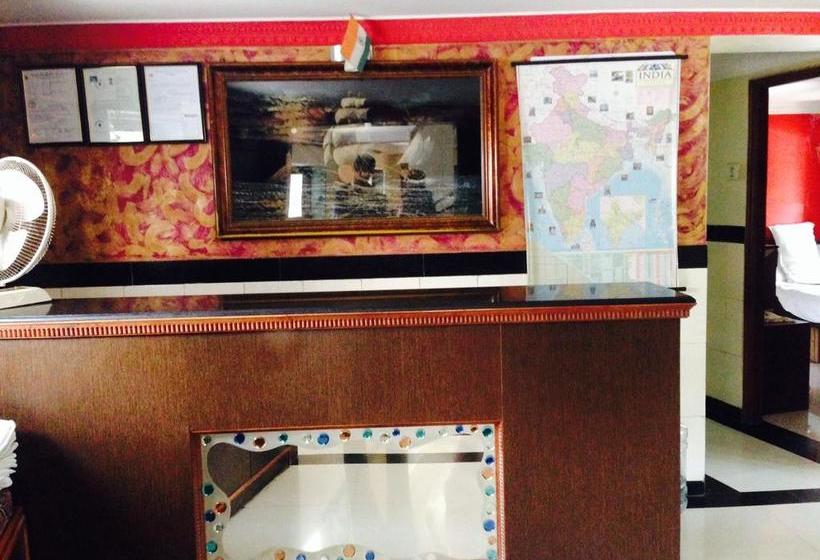 Hotel Metro Plaza 12