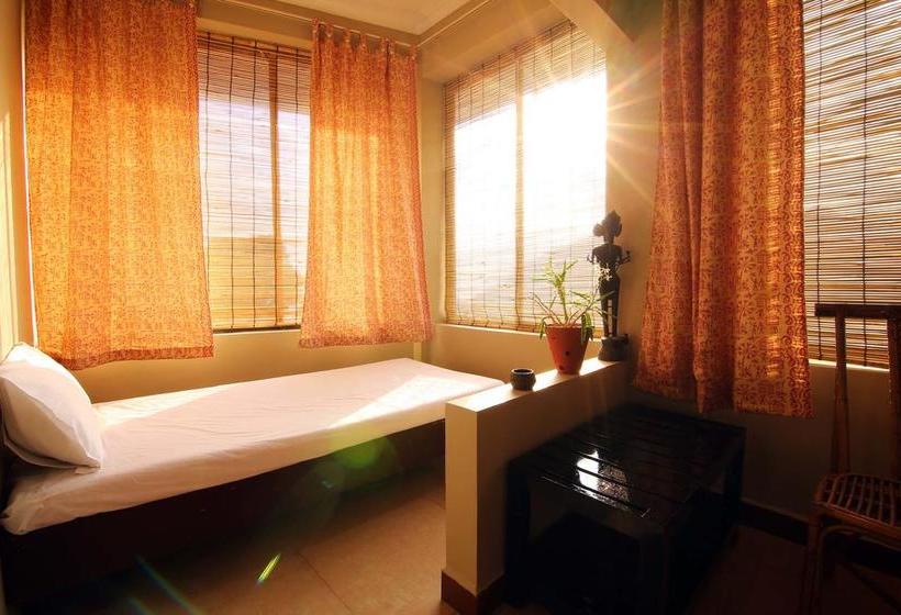 Hotel Meghdoot Resorts 13