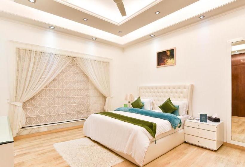 Hotel Treebo The G8 Uttar Pradesh