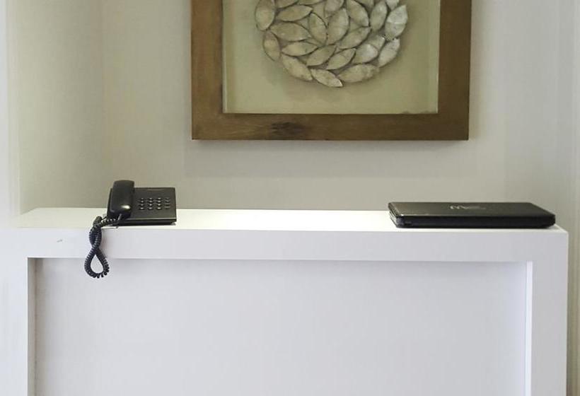 Hotel Treebo The G8 14