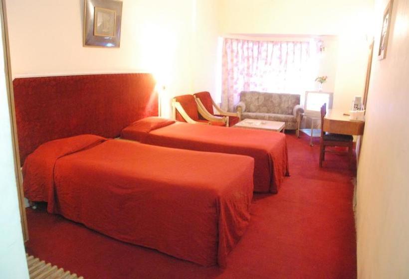 Hotel Samrat International 7