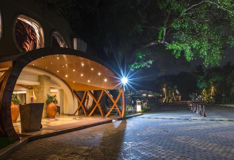 Hotel Residency Club 12