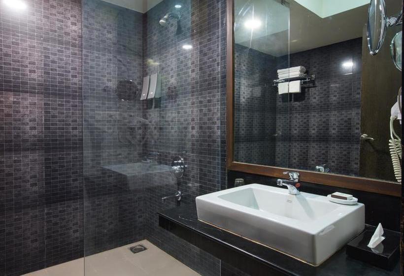 Hotel Residency Club 5