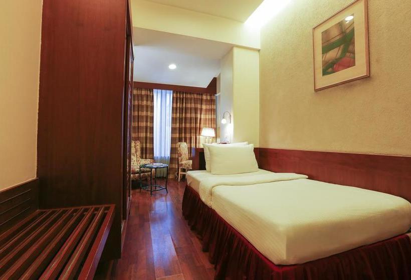 Hotel Residency Club 8