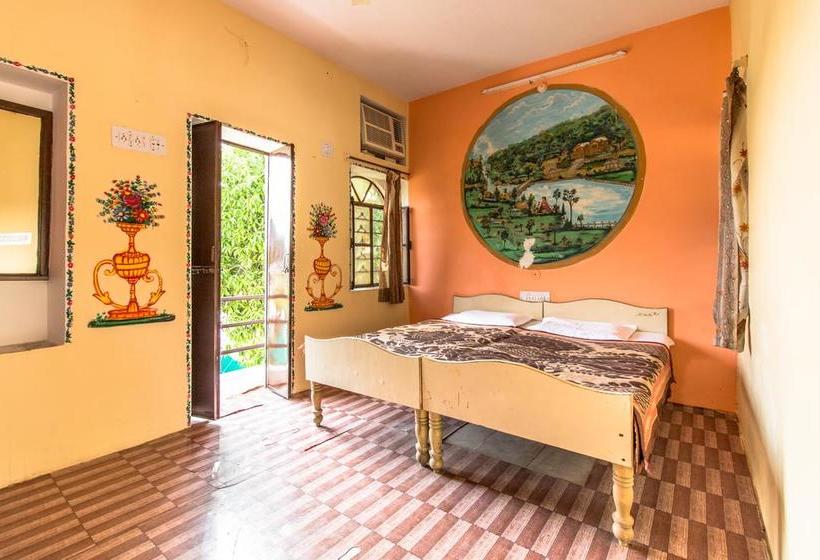 Hotel Backpacker Panda Chand Palace 1