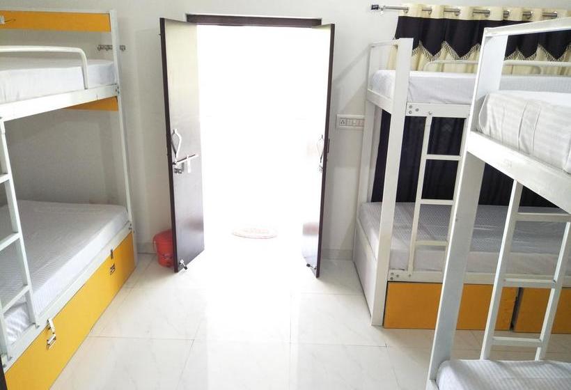 Hotel Backpacker Panda Chand Palace 11