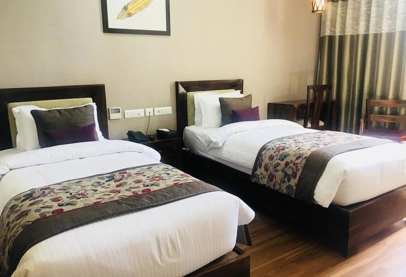 Hotel Brahma Horizon 12