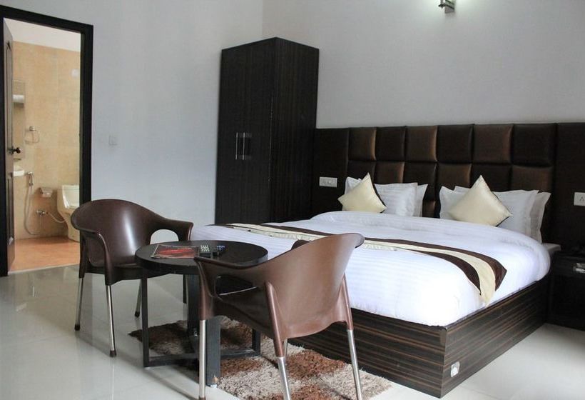 Rishikesh Inn By One Hotels 7