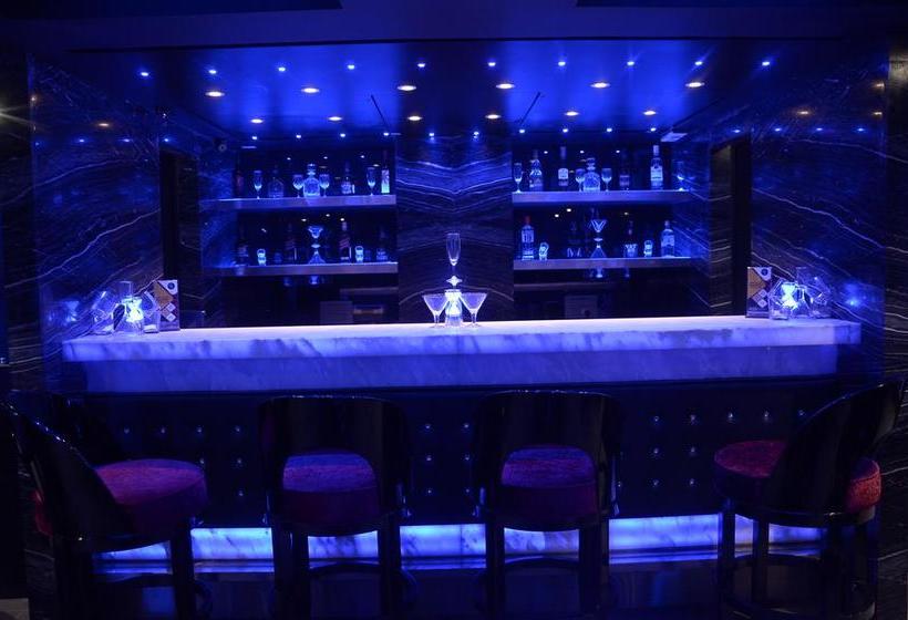 Hotel Varju Villa 18