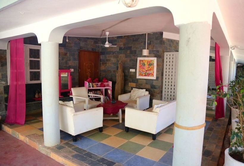 Hotel Shantie Shakthi 1