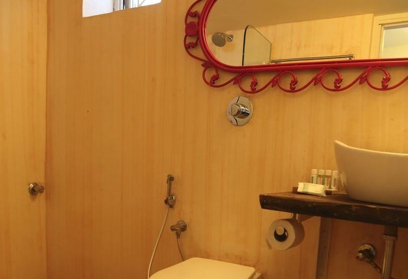 Hotel Shantie Shakthi 10