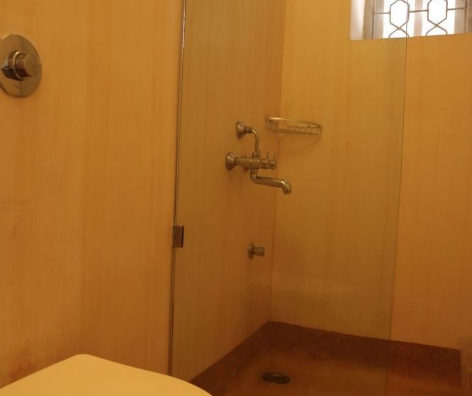 Hotel Shantie Shakthi 11