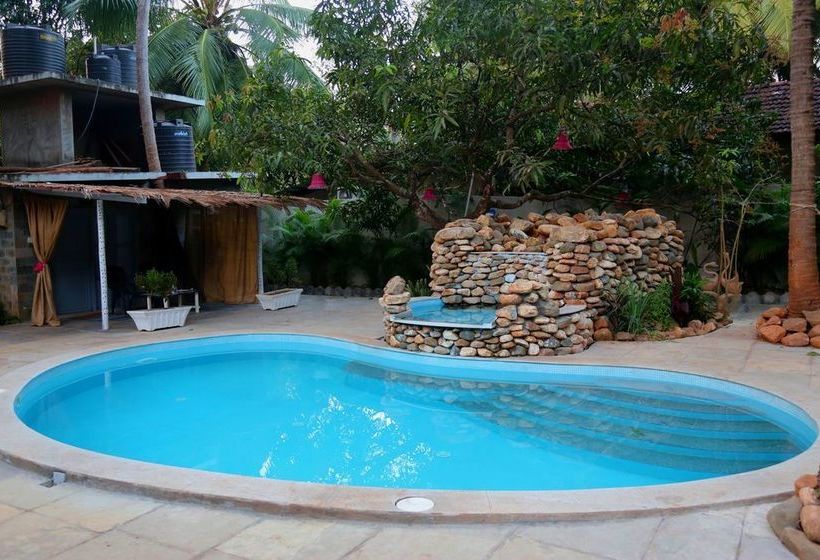 Hotel Shantie Shakthi 13