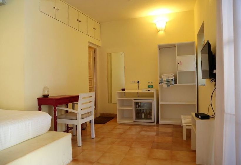 Hotel Shantie Shakthi 4