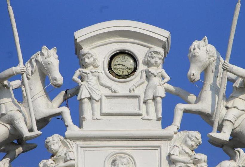 Hotel French Haveli 5