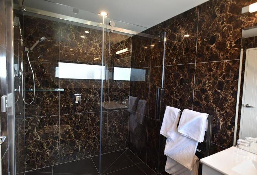 The 103 Prince Of Bealey Motel 11