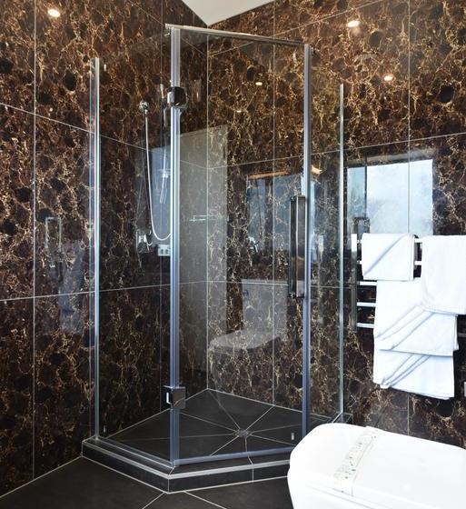 The 103 Prince Of Bealey Motel 17