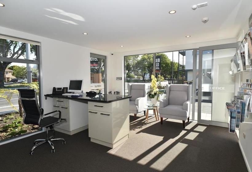 The 103 Prince Of Bealey Motel 4