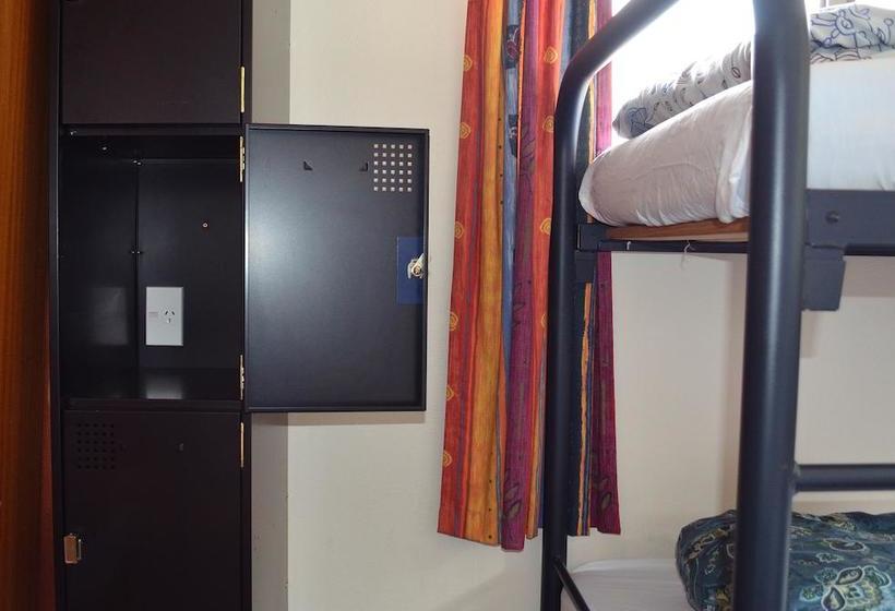 Hotel The Flaming Kiwi Backpacker 12