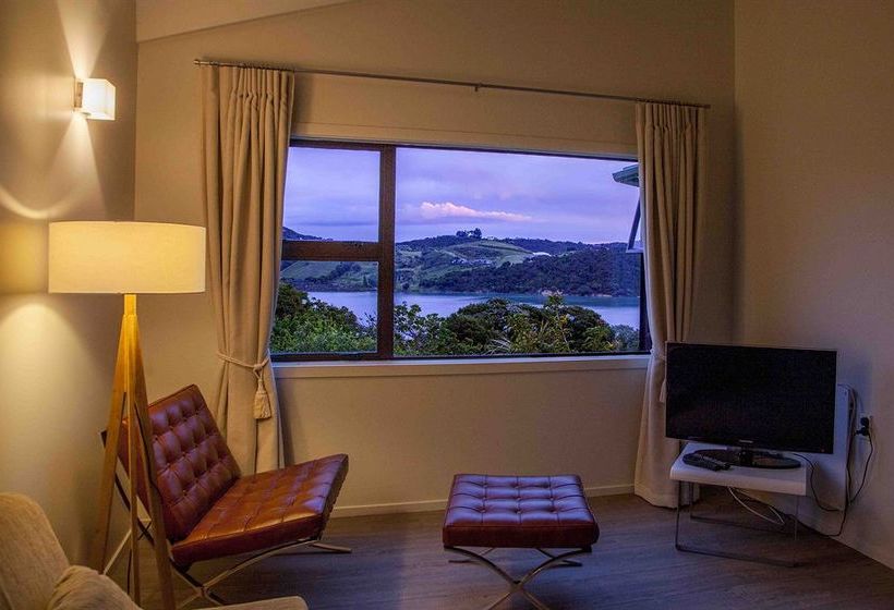 Hotel Le Chalet Waiheke Apartments 11
