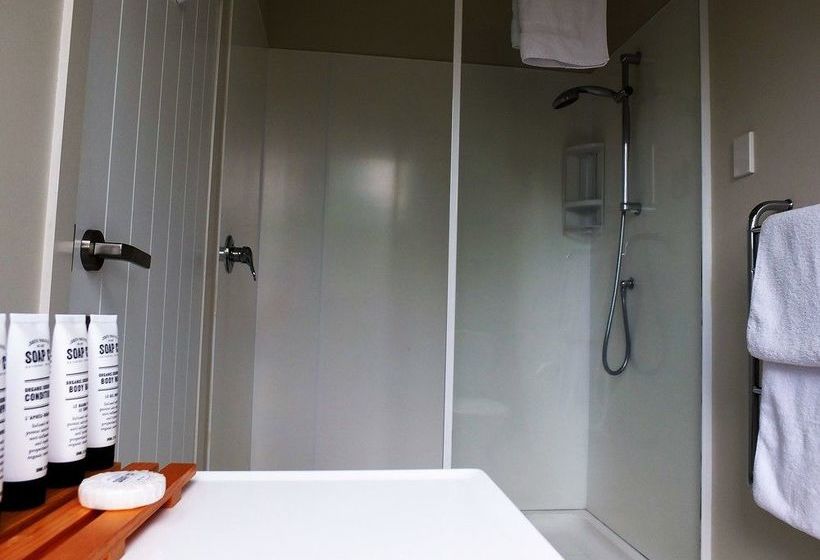 Hotel Le Chalet Waiheke Apartments 19