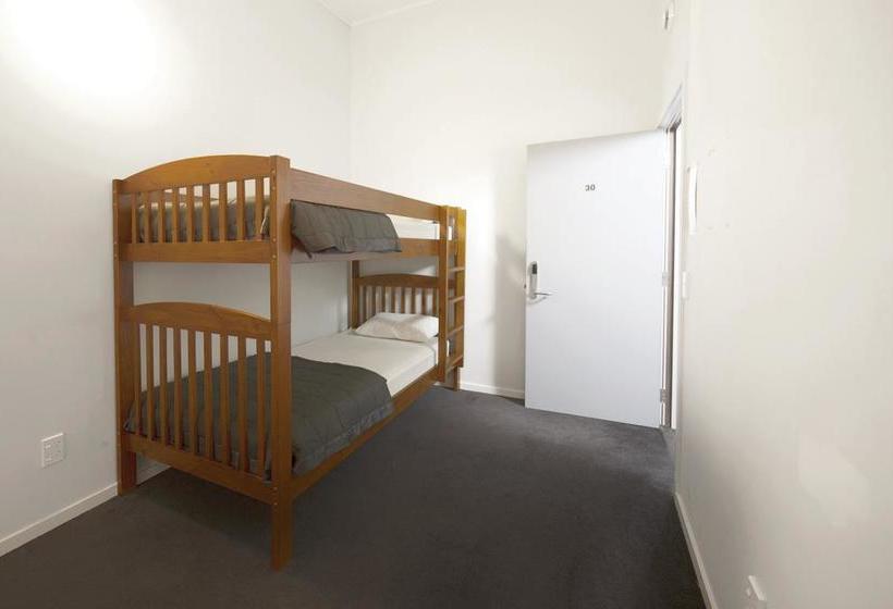 Hotel Laneway Backpackers 1